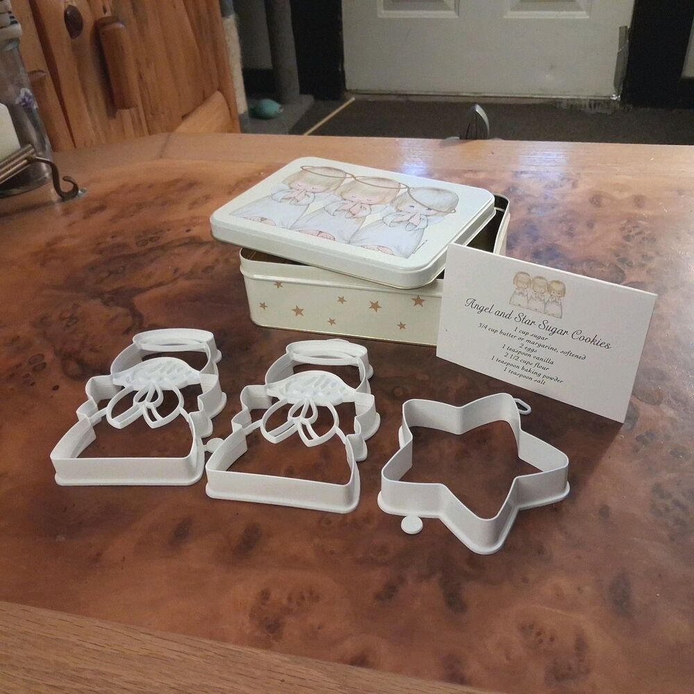 VINTAGE HALLMARK 3 PRAYING ANGELS TIN, ANGEL & STAR COOKIE CUTTERS W/ RECIPE